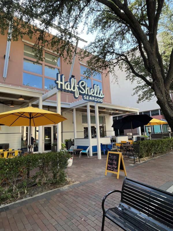 Half Shells Oyster Bar & Grill