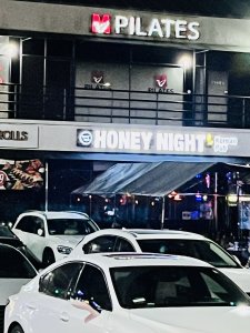 Honey Night(꿀밤) Korean Pub (꿀밤) - 꿀밤 포차