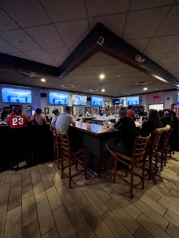 Ott's Bar & Grill